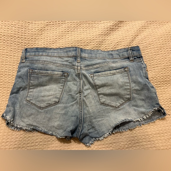 STS Blue medium fade denim shorts - Picture 3 of 3